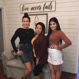 Meet your Posher, Jewel